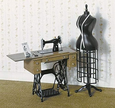 Puppenstube Nähmaschine & Schaufensterpuppe Möbel Bausatz Modellbausatz F-200