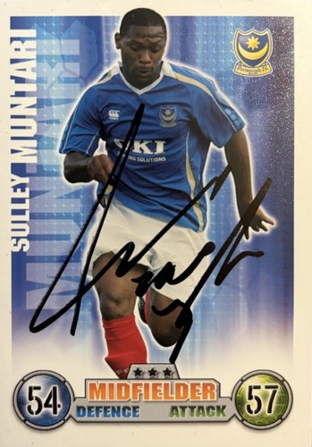 Sulley Muntari Portsmouth FC Hand Signed Match Attax 07/08 Card