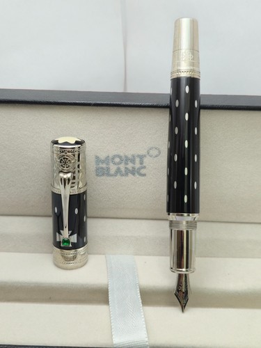 Smooth Montblanc Great Characters Queen Elizabeth Fountain Pen (Empty INK)