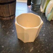 4 Inch Depth 6 Inch Diameter Plant Pot