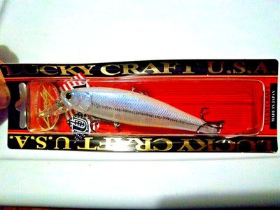 Lucky Craft Pointer 100 SP 4'' Lenght--Weight 5/8 oz / LIVE FRENCH PEARL WAKASAGI