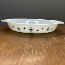 Rare Vintage Pyrex White& Black Stars Oval Di...