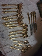 Oneida Golden Royal Chippendale 19 Piece Plac...