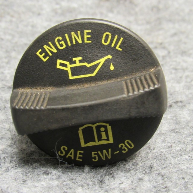 20112017 Dodge Grand Caravan 3.6 Engine Oil Filler Cap Lid OEM 39126