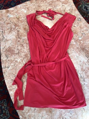 Robe Rouge Jessica Simpson, Col Drapé, Taille S – Neuve Sans étiquettes