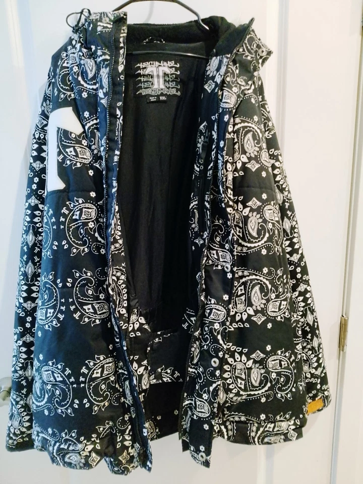 Chaqueta acolchada Technine Snowboarding XXL excelente estado Foto 4 de 4