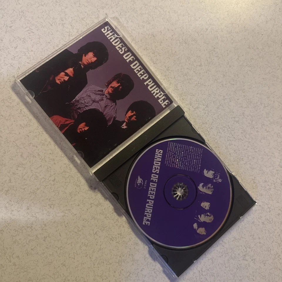 Deep Purple Shades of Deep Purple UK CD 2000 EMI Remaster Edition Disc VG - Image 2 of 4