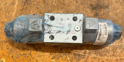 Atos Directional Solenoid Valve DKE-1713 DC 20 T-683 (NEW)