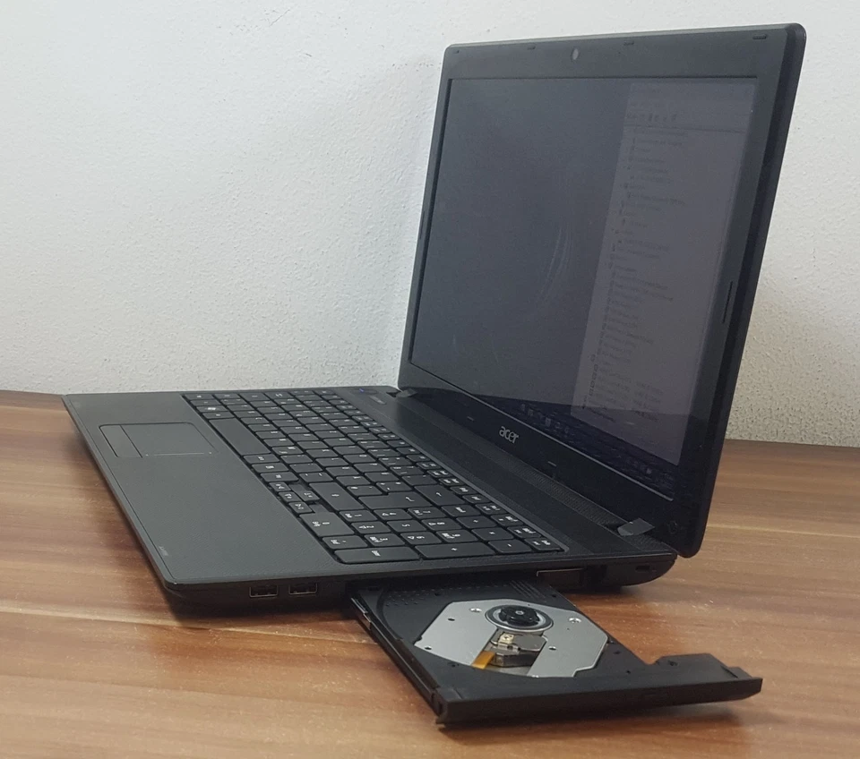 Acer Aspire 5742G i5 2x2,53GHz 8GB Ram 256GB Wlan HDMI AMD Radeon HD 5470 W11 - Bild 4 von 4