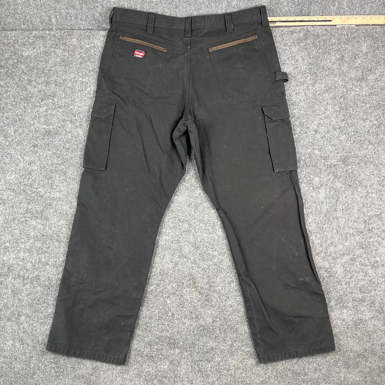 Wrangler Cargo Pants Mens Size 40x32 Black Workwear Utility Outdoor Casual