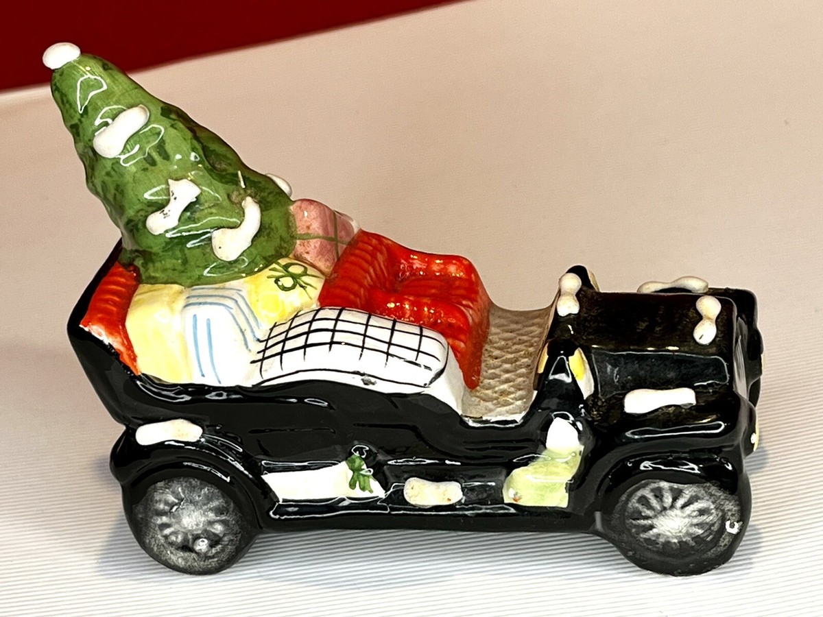 Department 56 Ceramic Car Black w/Tree & Gifts Retired 1986 Snow