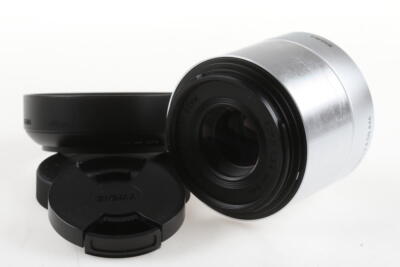 SIGMA 60mm f/2,8 DN Art für Sony E - Silber - SNr: 50110969