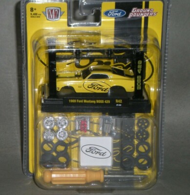  1/64th M2 Machines Model Kit R42 1969 Ford Mustang BOSS 429