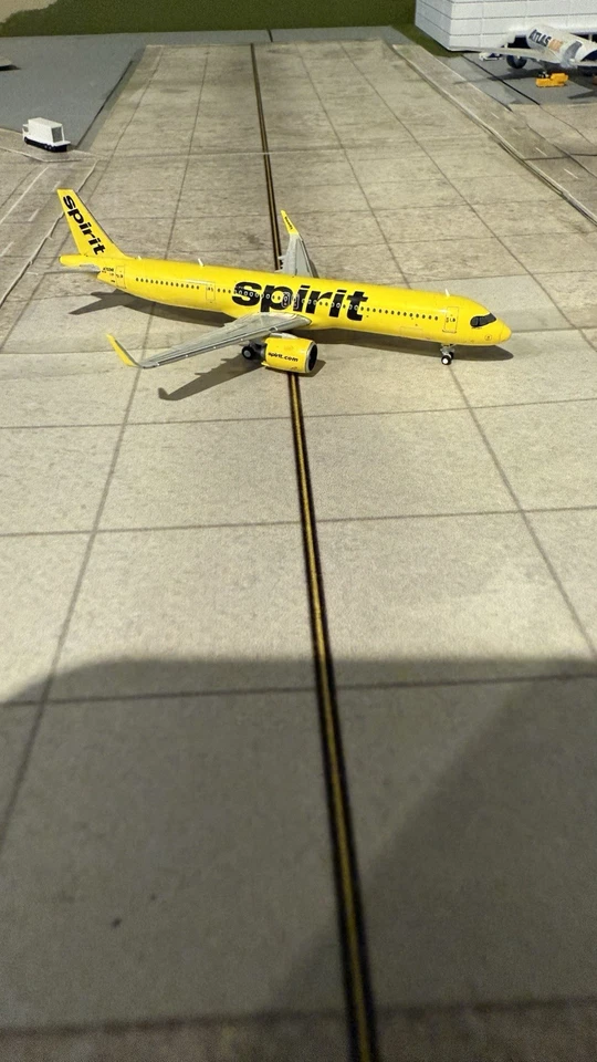 Modelo de avión fundido a presión GeminiJets Spirit A321neo 1:400 / raro Foto 3 de 4