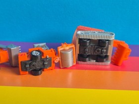 Micro Machines Building Site Construction Vehicles Plus Three Workmen Galoob