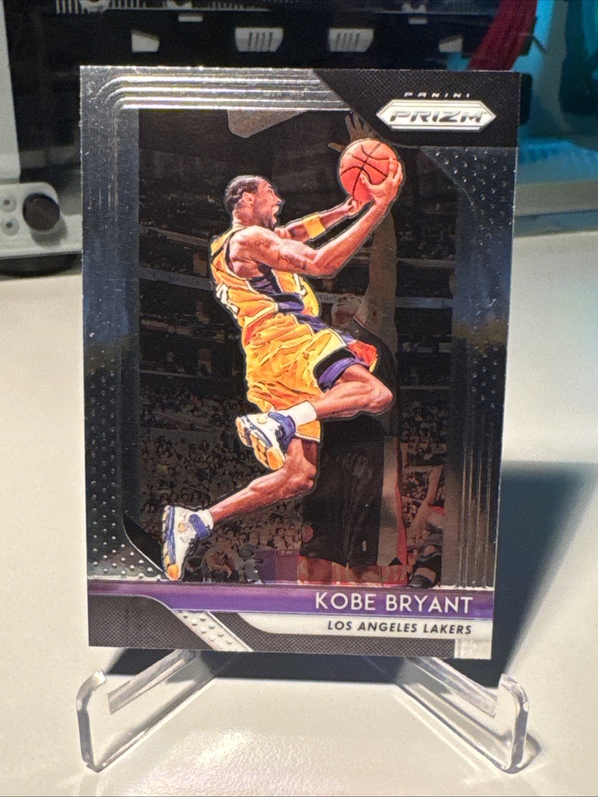2018-19 Panini Prizm Kobe Bryant #15 Base Los Angeles Lakers HOF