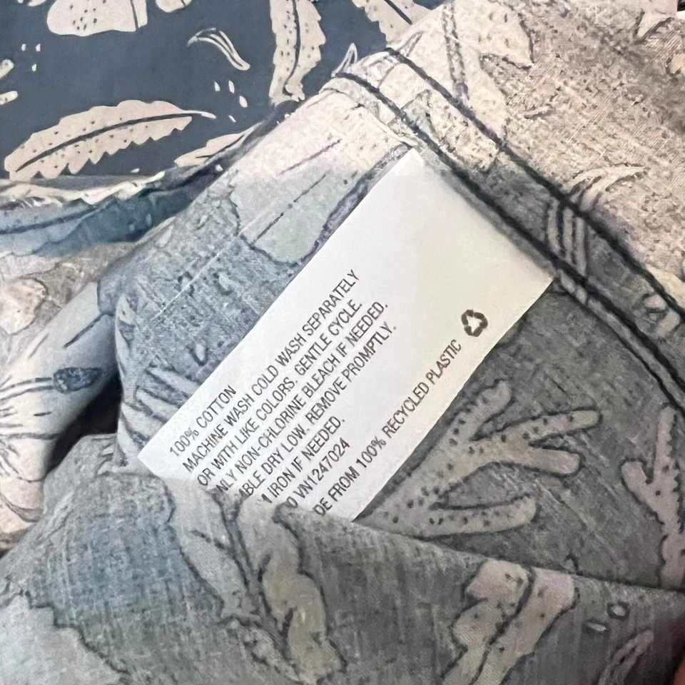 Merona Mens Hawaiian Shirt Size 2XL Blue Grey Floral Chambray Short Sleeve - Image 4 of 4