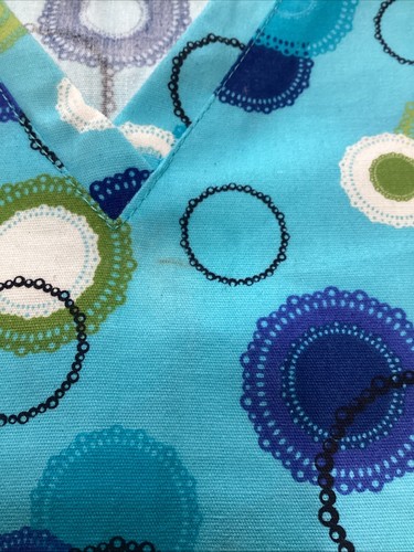 SB Scrub Top Scrubs Blue, Green,Black Circle Design LG - Picture 3 of 4