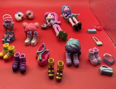 Off The Hook Dolls -Lot Of 2- With Lots Of Extra Accessories