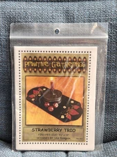 Primitive Gatherings Strawberry Trio Mat 8.5"x 19" Wool Applique Pattern PRI-468