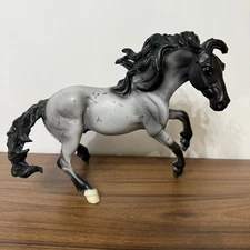 Breyer Traditional Horse Blue Roan Nokota #1279 2007