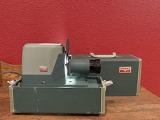 Vintage Argus 300 Slide Projector w/ Case, 4 inch Projection Anastigmat 3.5 lens