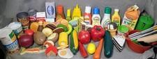 Melissa & Doug Wooden Play Food Lot Cans Cond...