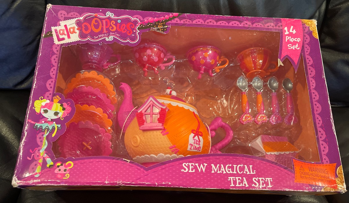 LALAOOPSIES Lala-oopsies SEW MAGICAL TEA SET 14 Piece Toy Set