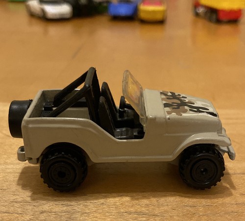 Vintage 1990 Hot Wheels Roll Patrol Jeep Willy's Tan Camo Desert Rare Original + - Picture 2 of 7