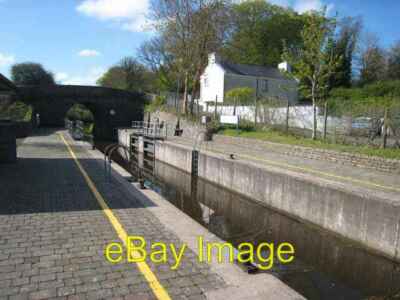 Photo 6x4 Drumshanbo Lock on the Lough Allen Canal The Lough Allen Canal  c2008