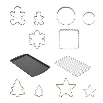 CHICAGO METALLIC 12 PIECE HOLIDAY BAKING SET, FOR MAKING COOKIES - ASSORTED