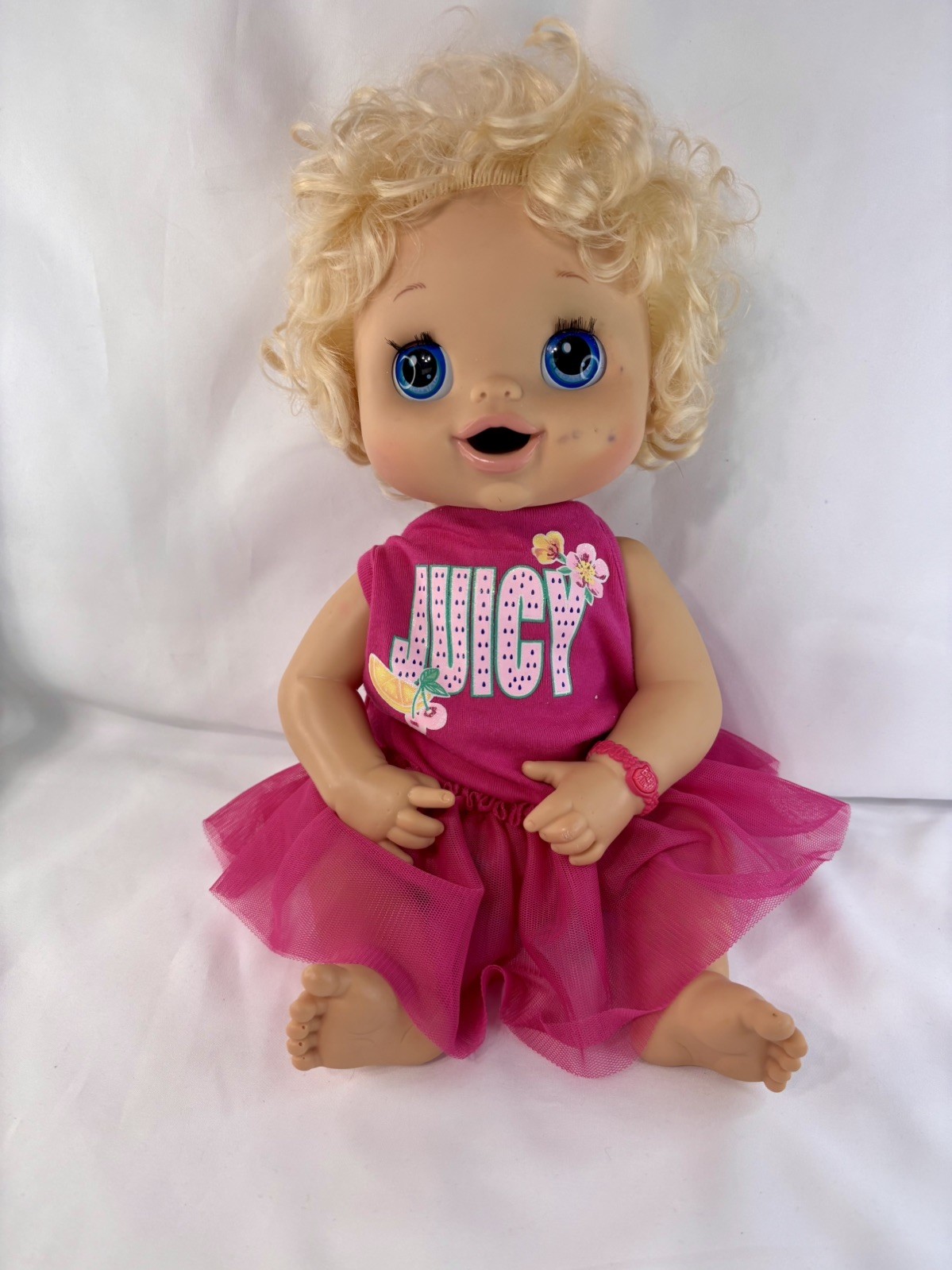 Baby Alive Hasbro 2010 Blonde Hair Interactive Doll Talks Ea