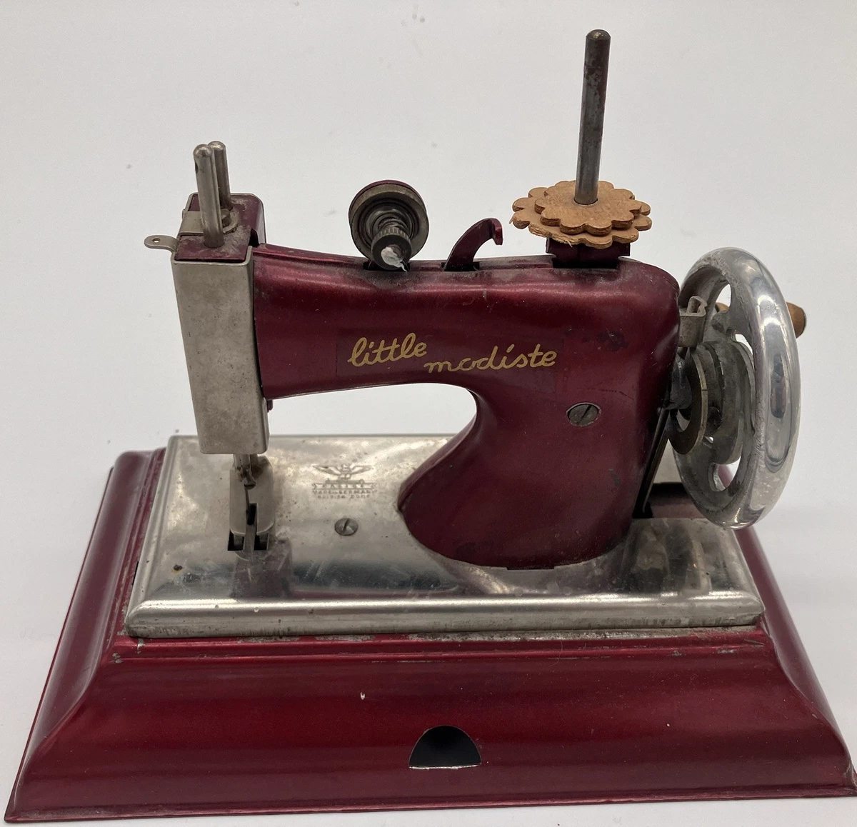 Red Collectible Sewing Machines for sale | eBay