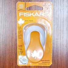 Fiskars Small Maple Leaf .62" Lever Punch 124890-1002