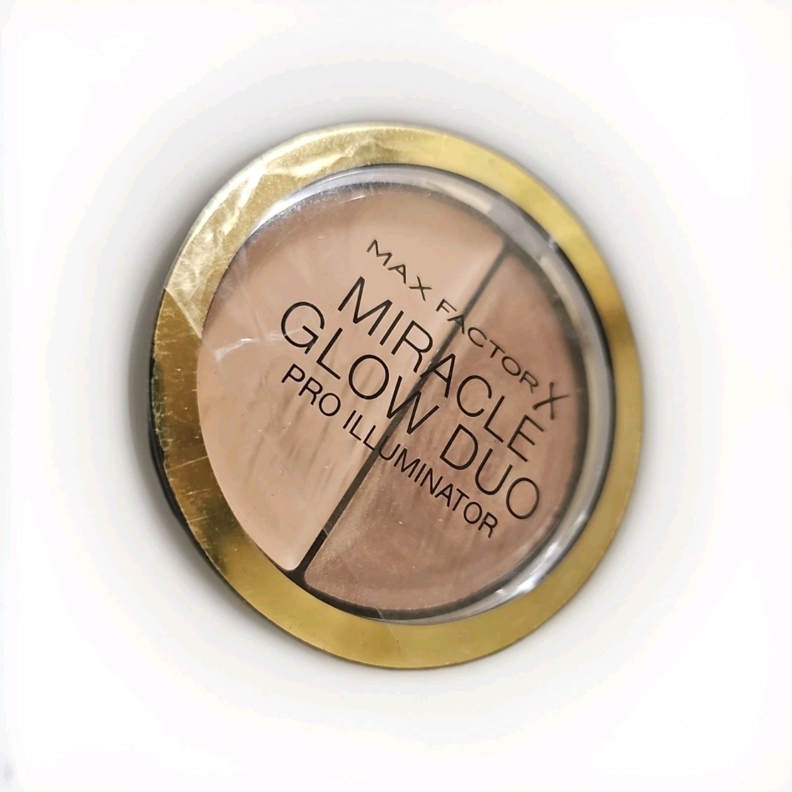Max Factor Miracle Glow Duo Pro Illuminator 20 MEDIUM  - NEW - Free UK POSTAGE