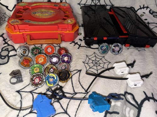 Beyblade Mixed Lot Metal Fight / X , 2 Stadiums, 4 Launchers, 16 Beyblades.