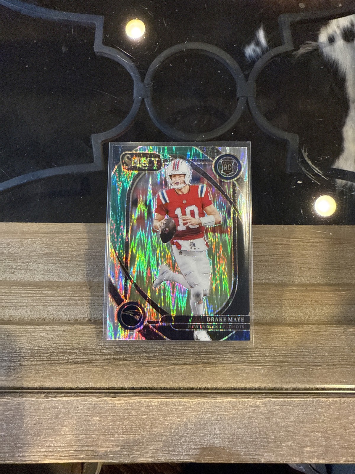 2024 Panini Select - Club Level Drake Maye #218 Black & Green Shock Prizm (RC)