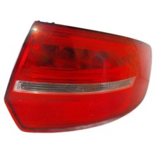 AUDI A3 RHD 2012 RÜCKLEUCHTE / RÜCKLEUCHTE AN KAROSSERIE RECHTS 8P4945096E