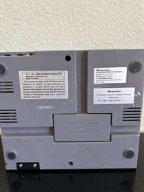 Original Nintendo Entertainment System NES-001 1985 Console