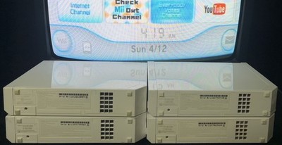 NINTENDO   Wii CONSOLE ONLY RVL-001  2006 PARTIALLY TESTED -won t read disc 