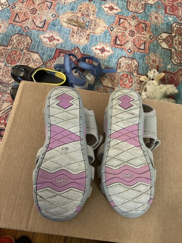 Ryka Hook And Loop Closure Closure Sandals 8.5 Gray/pink - Picture 2 of 5