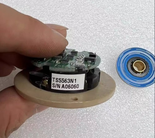 QTY:1 TS5563N1 Servo Motor Encoder (Used and Tested) - Bild 3 von 3
