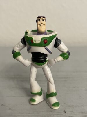 TOY STORY BUZZ LIGHTYEAR 3.2  ACTION FIGURE DISNEY PIXAR PLASTIC TOY