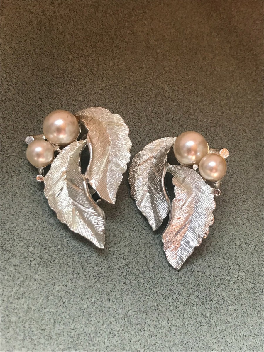 Vintage SarahCov Marked Two Silvertone Leaves w Faux White