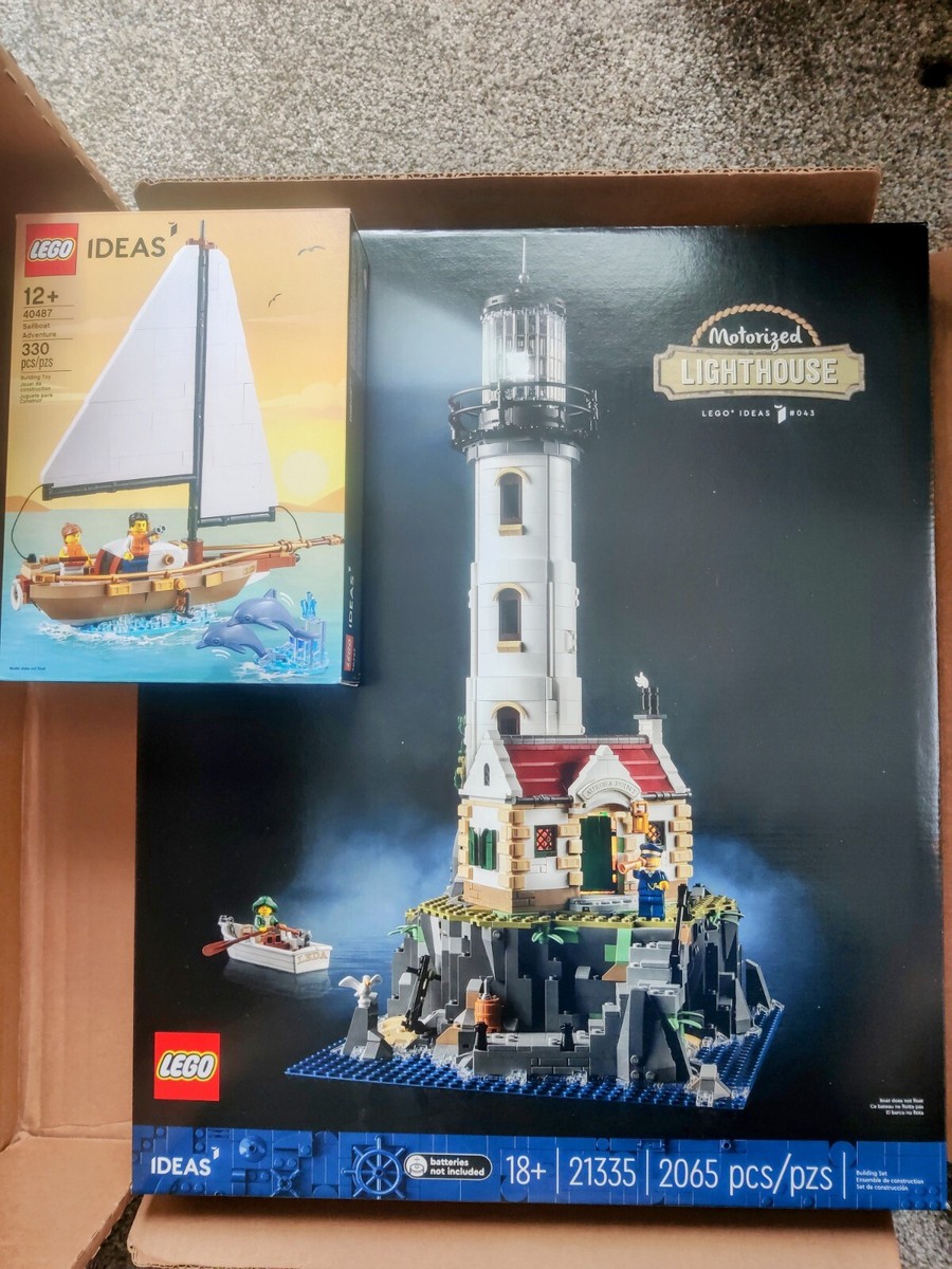 LEGO Ideas 21335 Motorized Lighthouse + Sailboat + Pirate Treasure