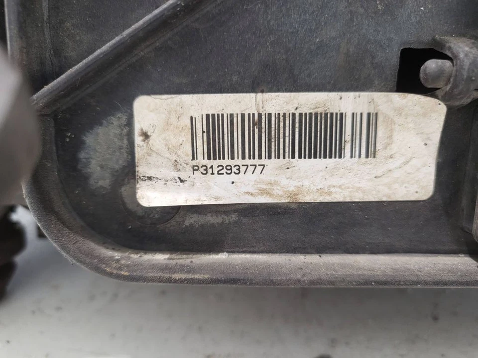 Paquete de radiador de agua diésel Volvo XC70 2011 P31293777 151 kW LIG13757 Foto 3 de 3