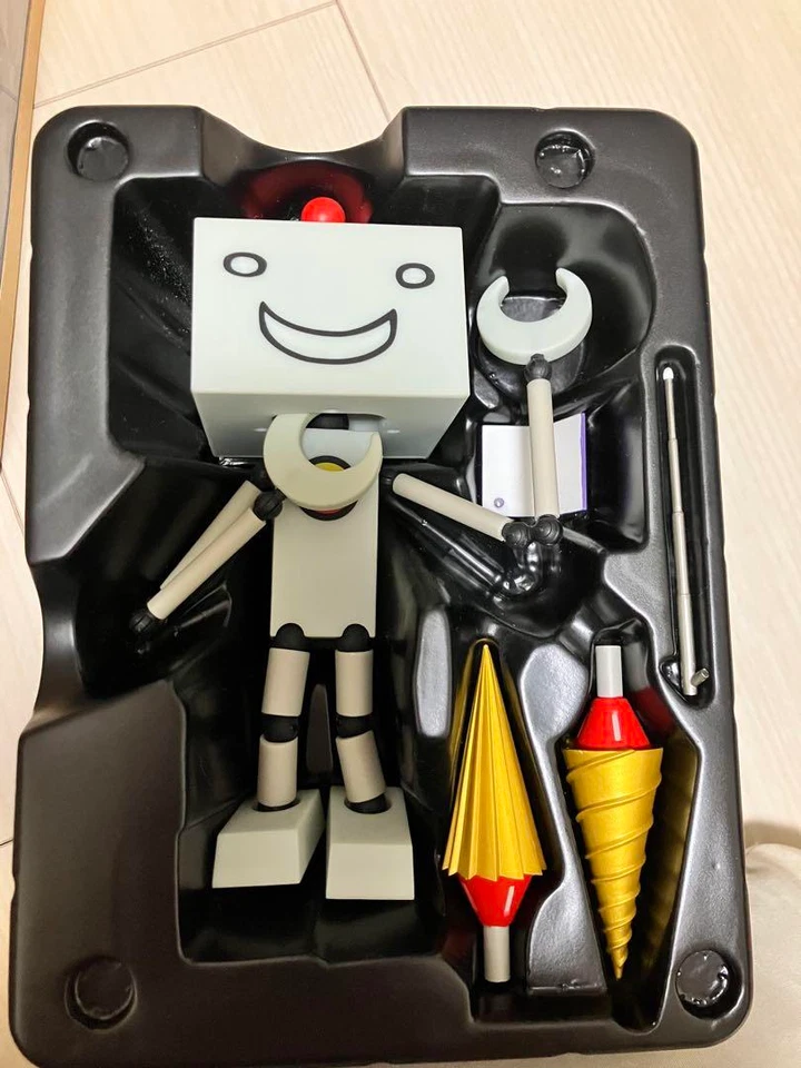 Figura de acción Revoltech Yamaguchi No.49 Suzuki Doko Demo Issyo Kaiyodo Japón Foto 2 de 3