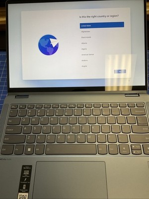 Lenovo Flex 7 14IAU7 14'' TS Notebook, i7 16GB 512GB  E569 Read Description