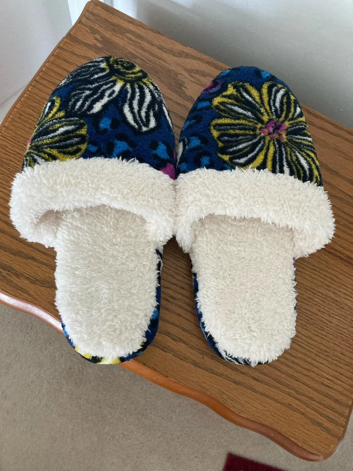 Zapatillas Vera Bradley Suela Acolchada Talla 7-8 Medianas Nuevas Foto 2 de 4