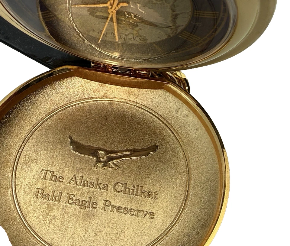Vintage POCKET WATC FRANKLIN MINT Alaskan Chilkat Bald Eagle Preserve and Pouch - Image 4 of 4